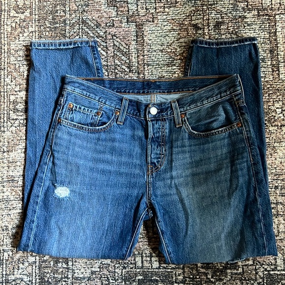 Levi’s 501 cropped jeans 28 - Picture 1 of 4